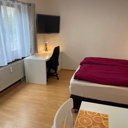 Zimmer Im Herzen Von Durlach Karlsruhe Exterior photo