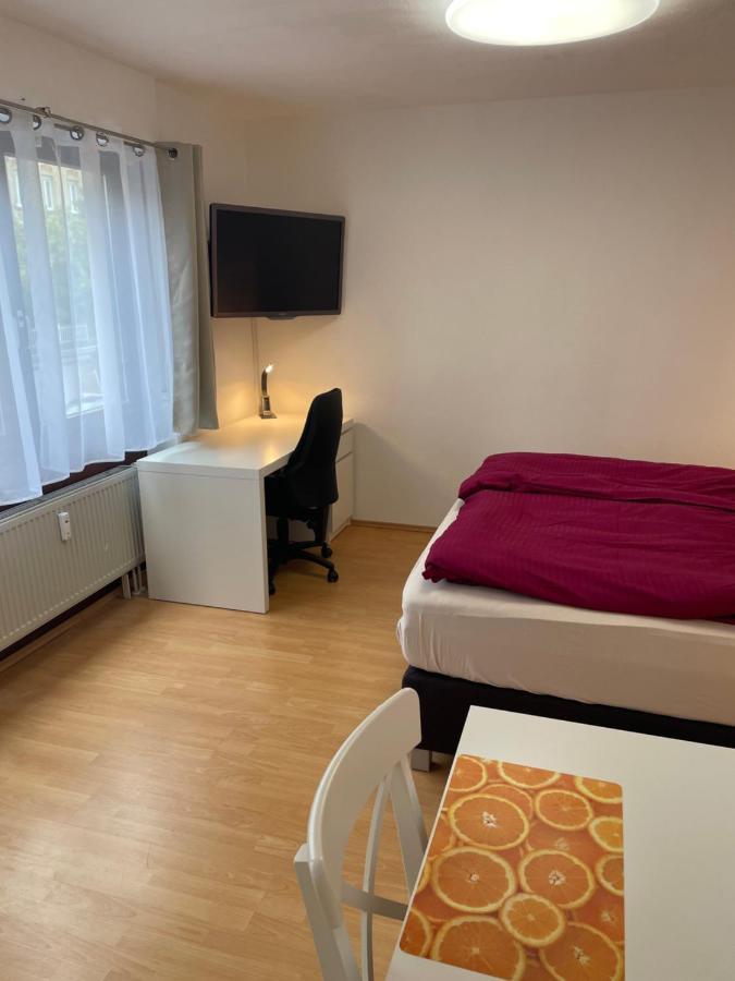 Zimmer Im Herzen Von Durlach Karlsruhe Exterior photo