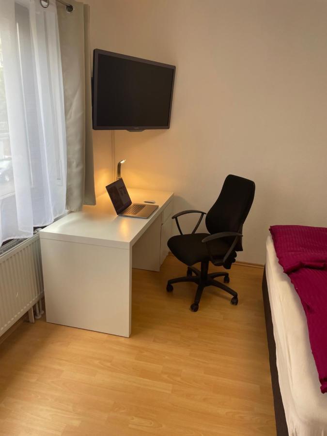 Zimmer Im Herzen Von Durlach Karlsruhe Exterior photo
