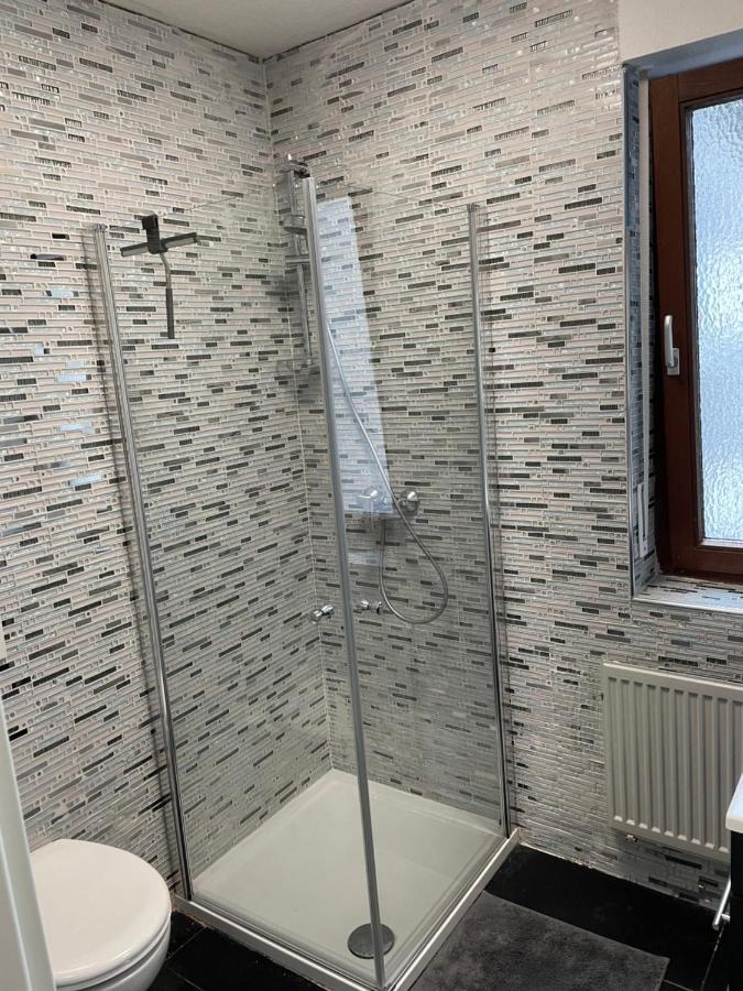 Zimmer Im Herzen Von Durlach Karlsruhe Exterior photo